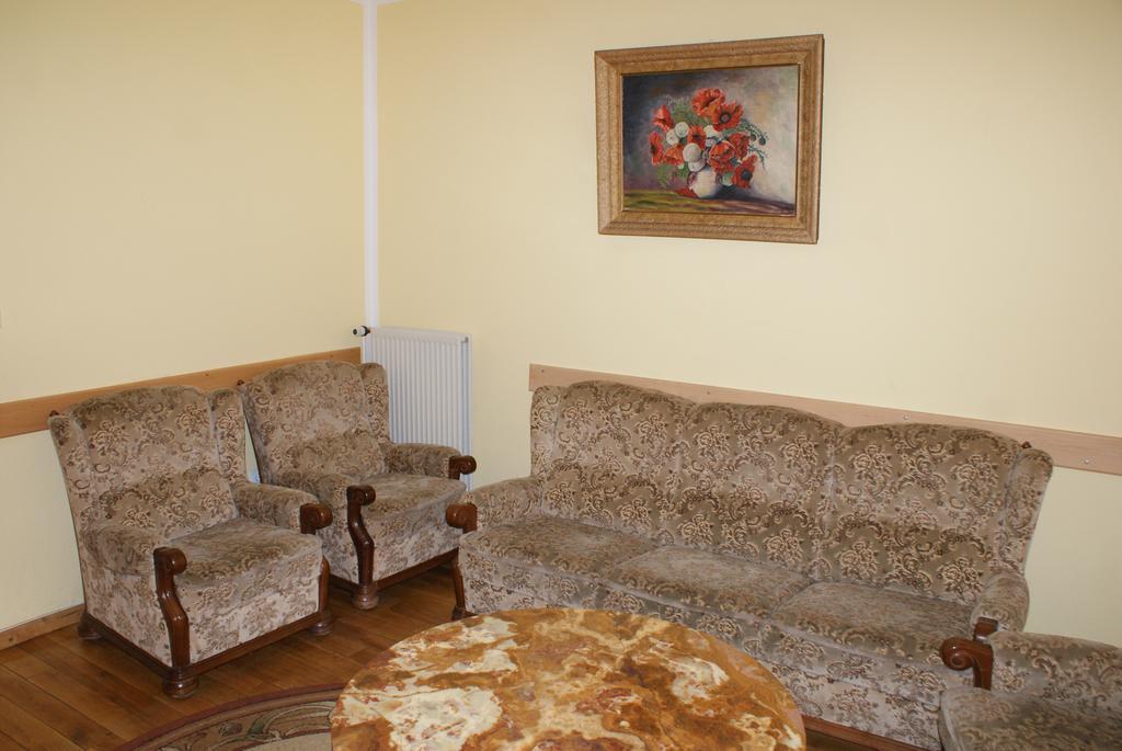 Palac Wojciechy Exterior foto